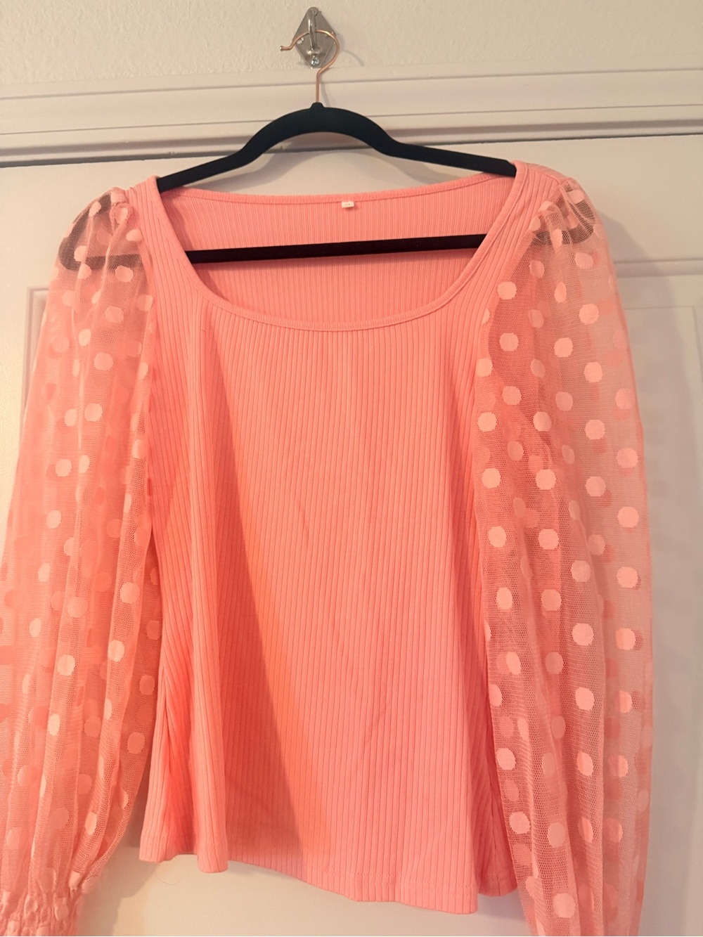 Women's Pink Polka Dot Puff Sleeve Top